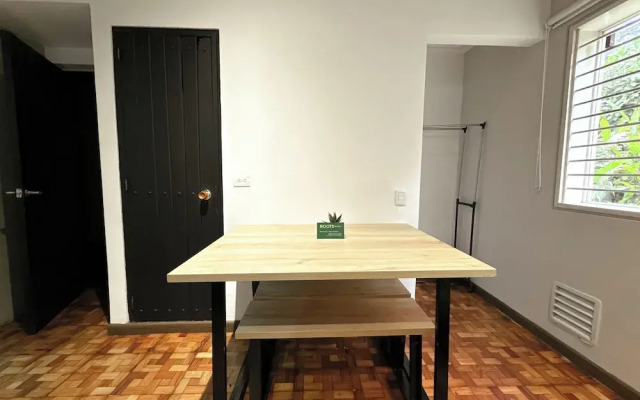 Frontera by Roots Rentals