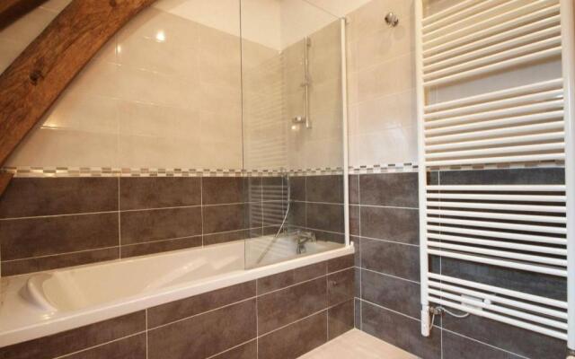 Gîte Coulonges-sur-Sarthe, 7 pièces, 13 personnes - FR-1-497-118