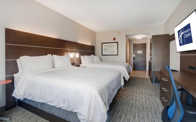 Holiday Inn Express Hotel & Suites Orlando - Apopka, an IHG Hotel