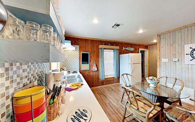 Sunrise Cabana by RedAwning 