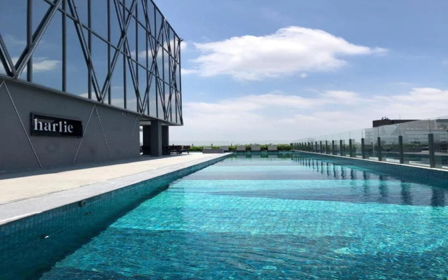 Iconyc House of Charlie