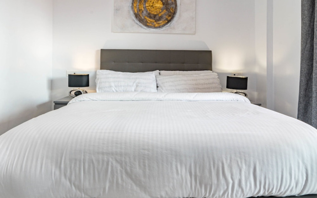 Bb.b5 - Spacious Apartment With Amazing View