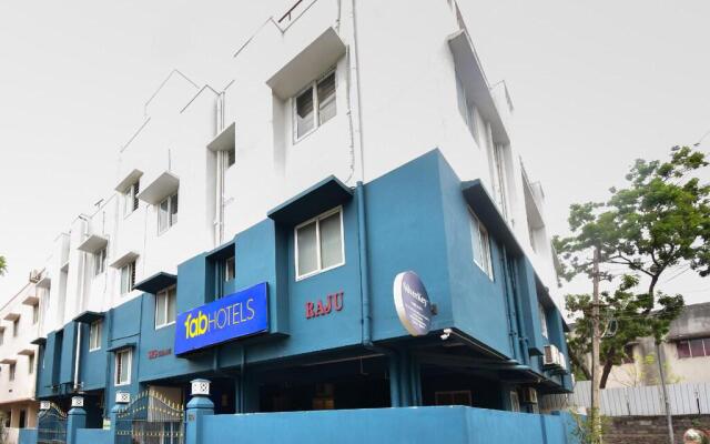 FabHotel Sasti Inn