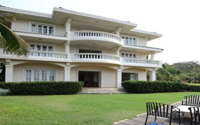 Venus Garden Villa(Sanya Dadonghai Summer Department)