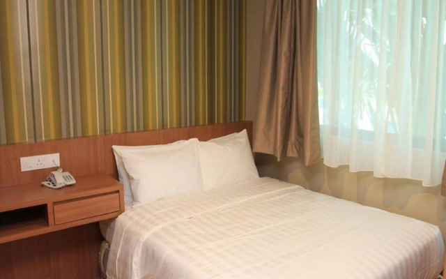 Likas Square Apartment Hotel