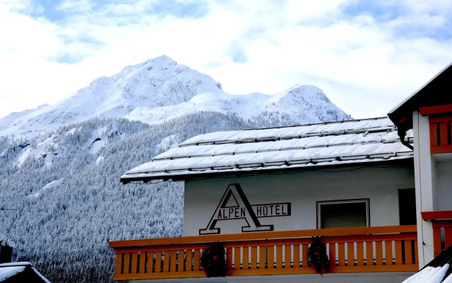 Hotel Alpen