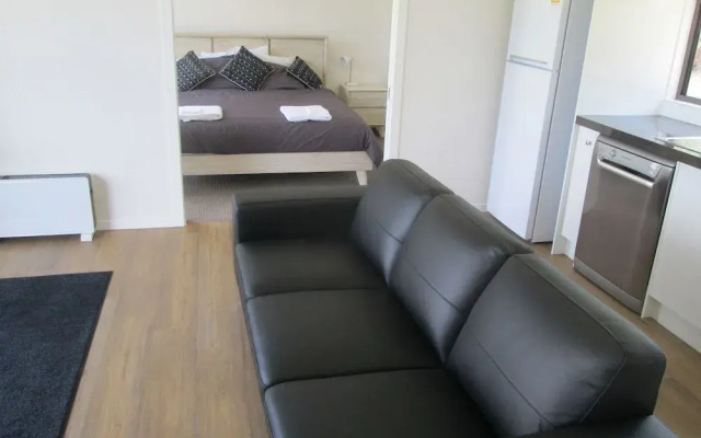 Just Red Wines Vineyard Cabins