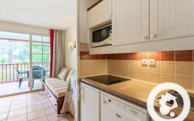 N111, parc d'arradoy-St Jean Pied de Port