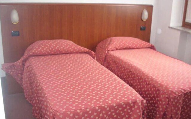 Hotel Fell