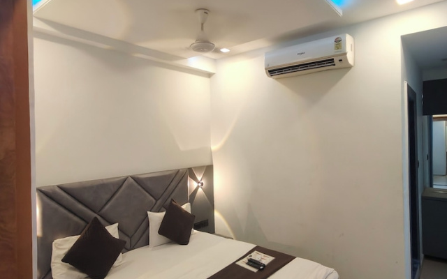 Hotel Khushboo