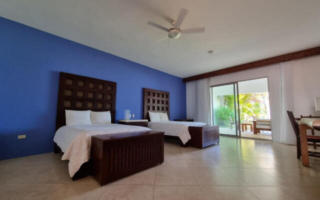 Casa del Puerto by MIJ - Beachfront Hotel