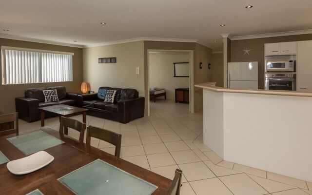 Sanctuary Lake Apartments