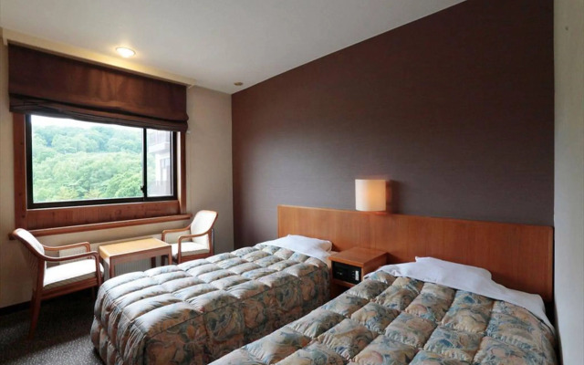 Natural Resort Niseko Weiss Hotel
