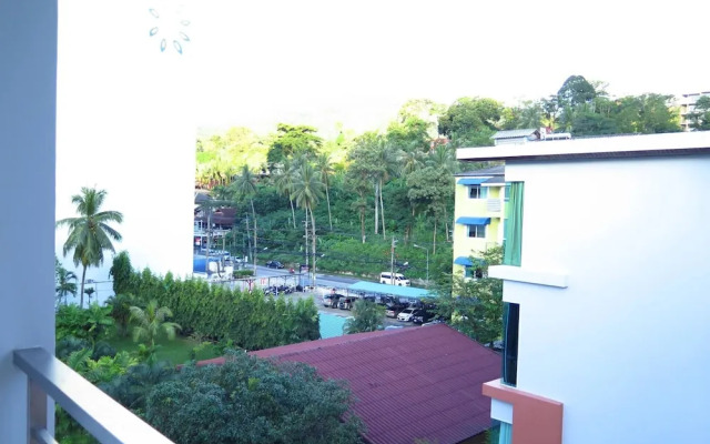 6-18 - Penthouse 3 Bedrooms Walking To Patong Beach