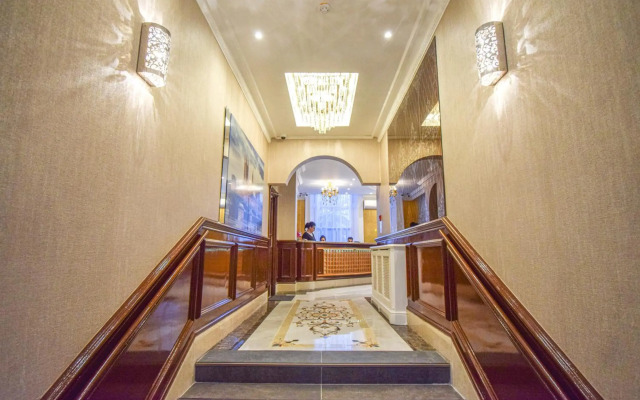 Pembridge Palace Hotel