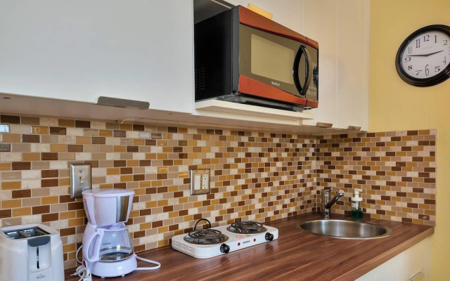 Cozy Studio Hallandale Beach, near the Ocean :)