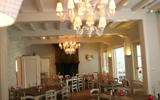 Hotel De Barones