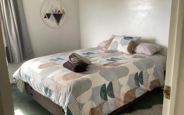Perfect At Pukete sleeps 10