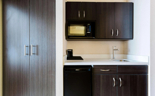 Best Western Inn On The Bay