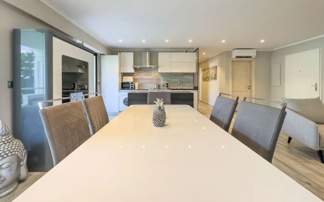 Le First in Cannes With 2 Bedrooms and 2 Bathrooms