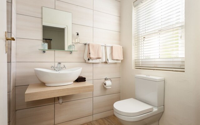 Lady Loch Country House