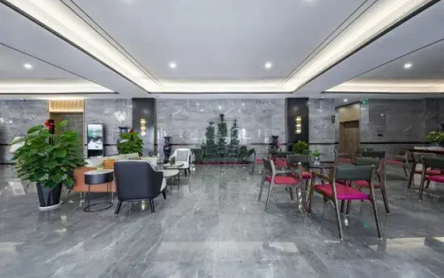 Zhengzhou Xinyang Lingrui Building Hotel (Provincial People's Hospital Metro Station)