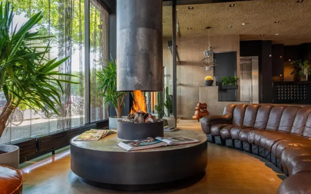 V Lofts