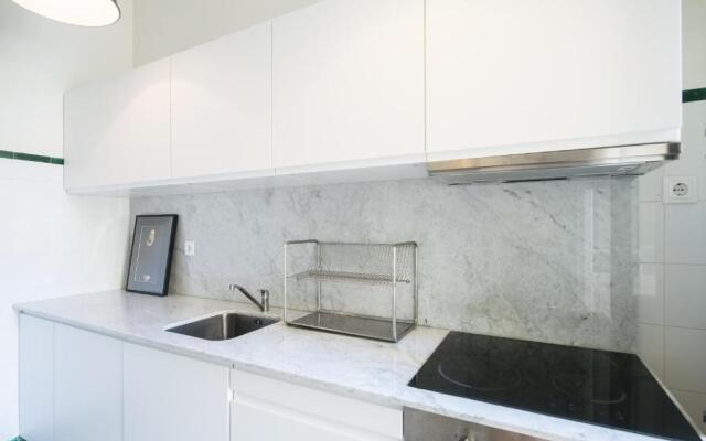 Baixa24 · City Center Private Sun Deck Apartment