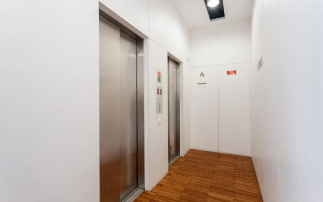 FLH Expo Modern Flat with Balcony