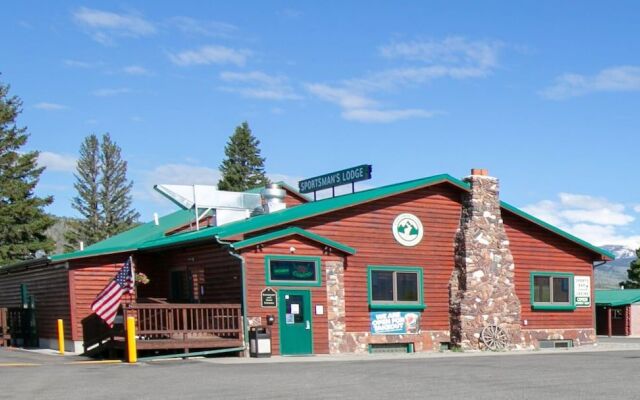 Sportsman's Lodge