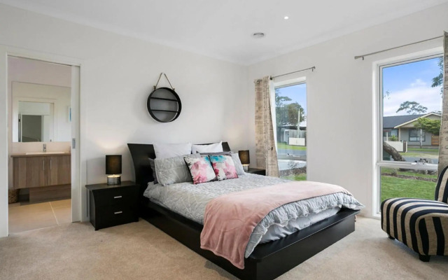 Rosebay Walk To The Foreshore