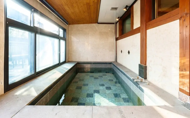 Hanok Pension Wanggyeong