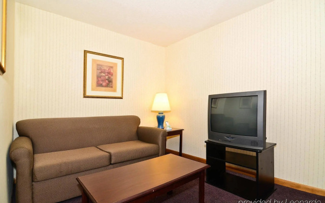 Comfort Inn & Suites