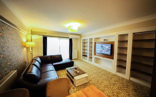 My Suit Residence