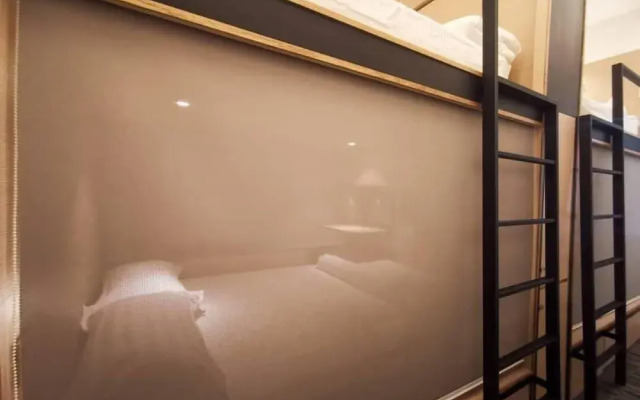 Attrus By LSE - Hostel