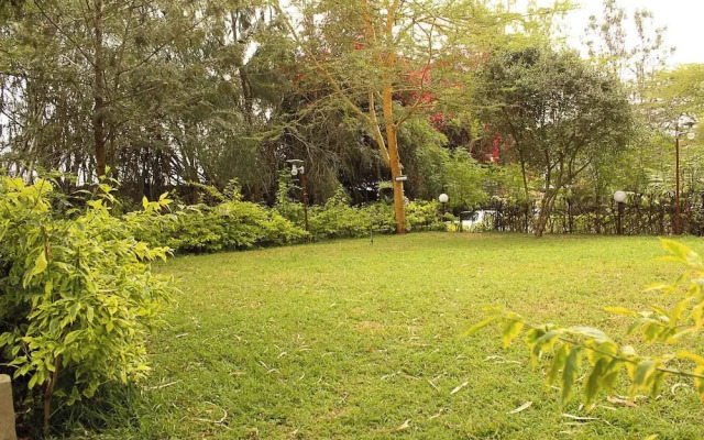The White Resort Athiriver