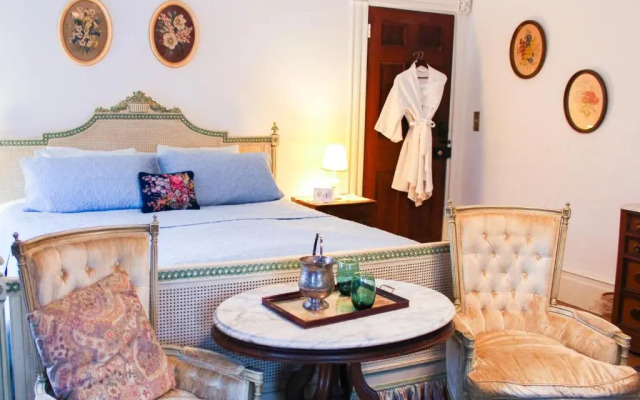 Borland House Inn