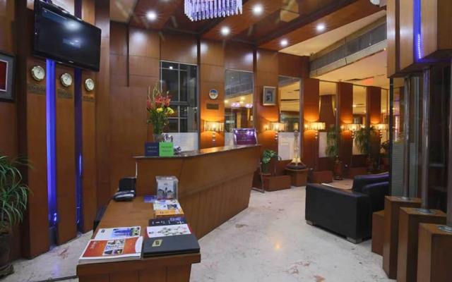 Hotel Signature Grand