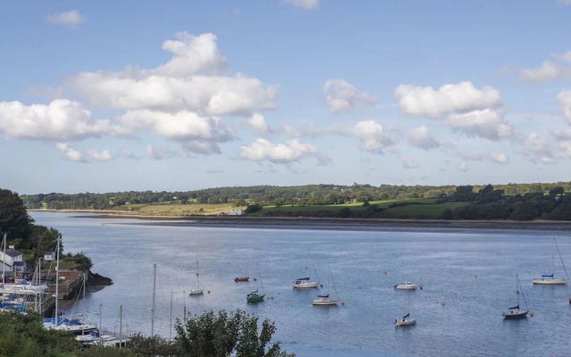 Menai View