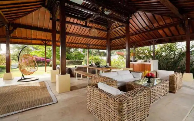 Omegia Canggu by Nakula