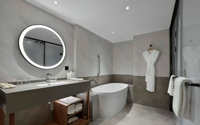 Hilton Garden Inn Lhasa