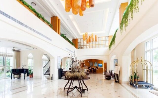 Golden Height Hotel