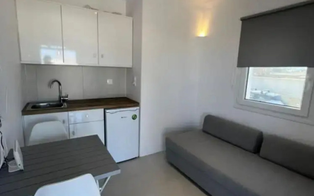 Charming Apartment in Ano Mera