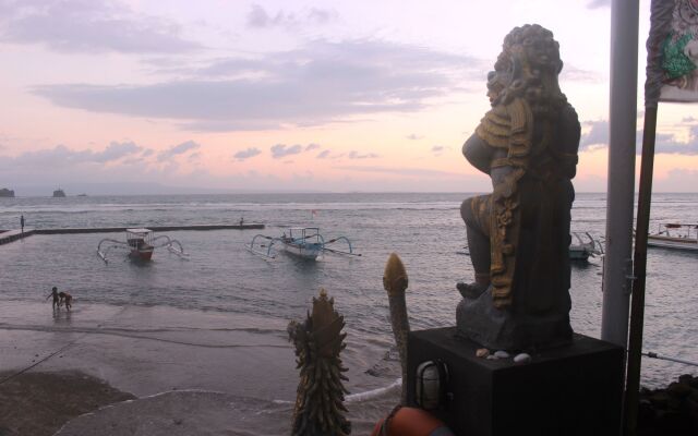 The Beach Candidasa
