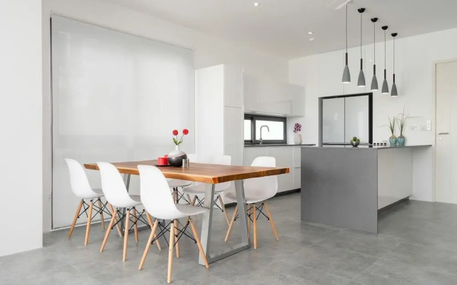 Villa Casa Bella - Luxury, Private Pool Villa