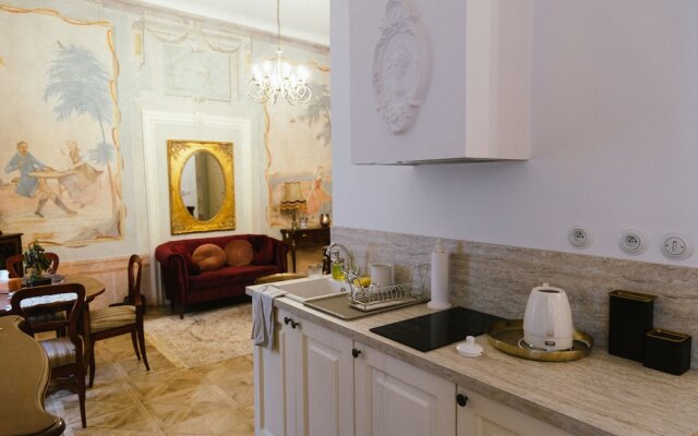 Opera apartments