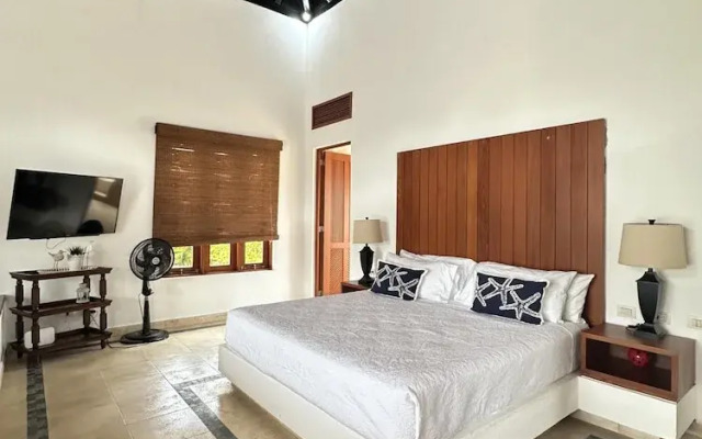 Tranquil Bungalow w Pool at Green Village Ca