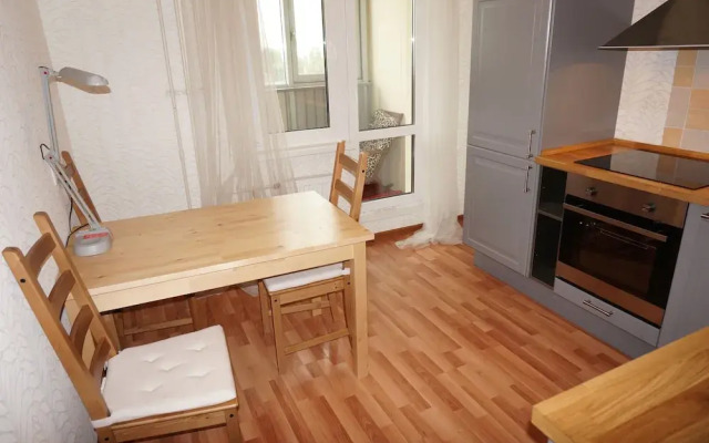 Апартаменты RF88 на Народного Ополчения 10