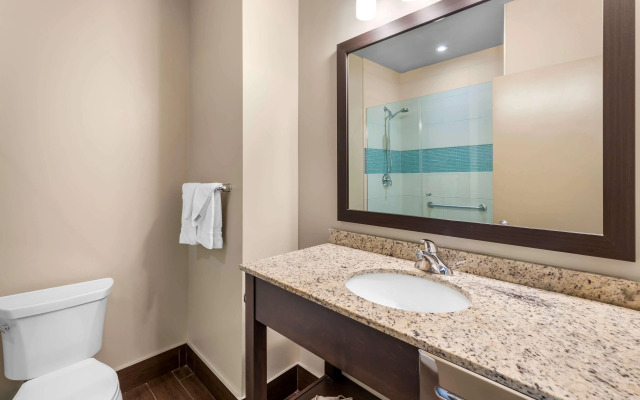 Best Western Plus Hotel Montreal