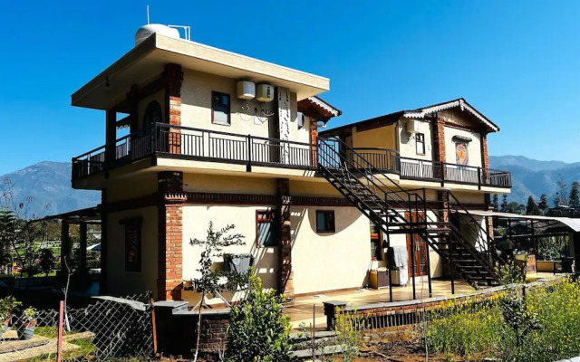 Vanhills-Luxury Home Stay in Jim Corbett